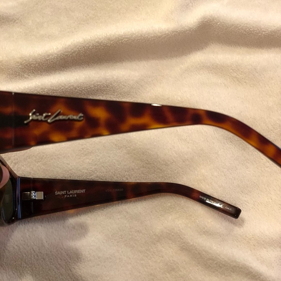 Saint Laurent Sunglasses Square - Picture 2 of 7